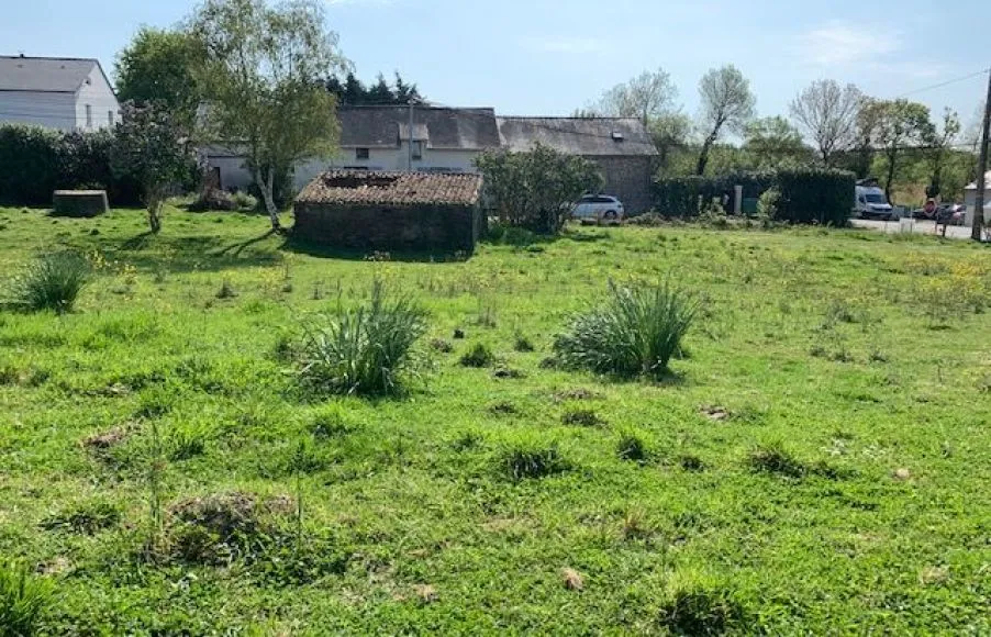 Image Terrain à bâtir de 421 m² à SAINT-MARS-DU-DESERT (44)