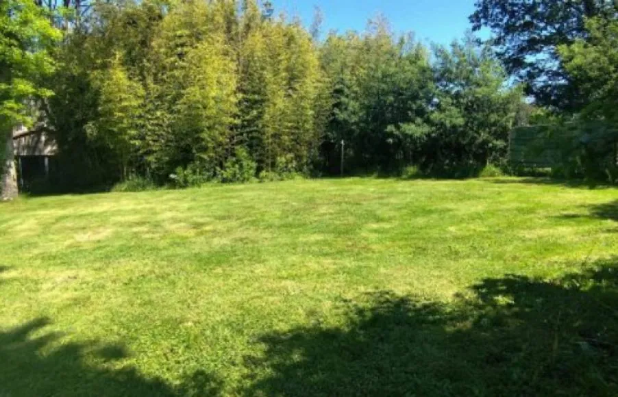 Image Terrain à bâtir de 295 m² à BOUGUENAIS (44)